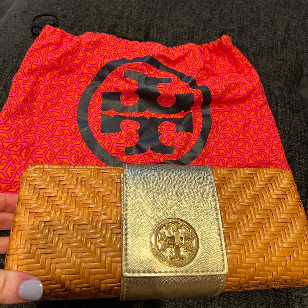 Tory Burch clutch straw bag gently used
